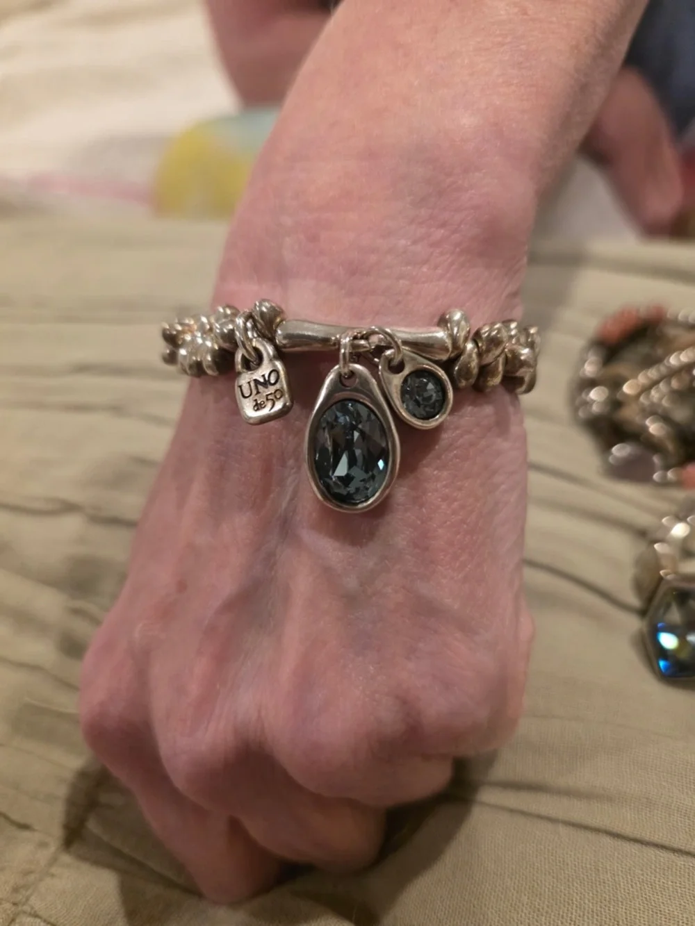 UNO de 50 Silver Bracelet with Smoke Teardrop and Round Crystal Charms - Picture 1 of 2